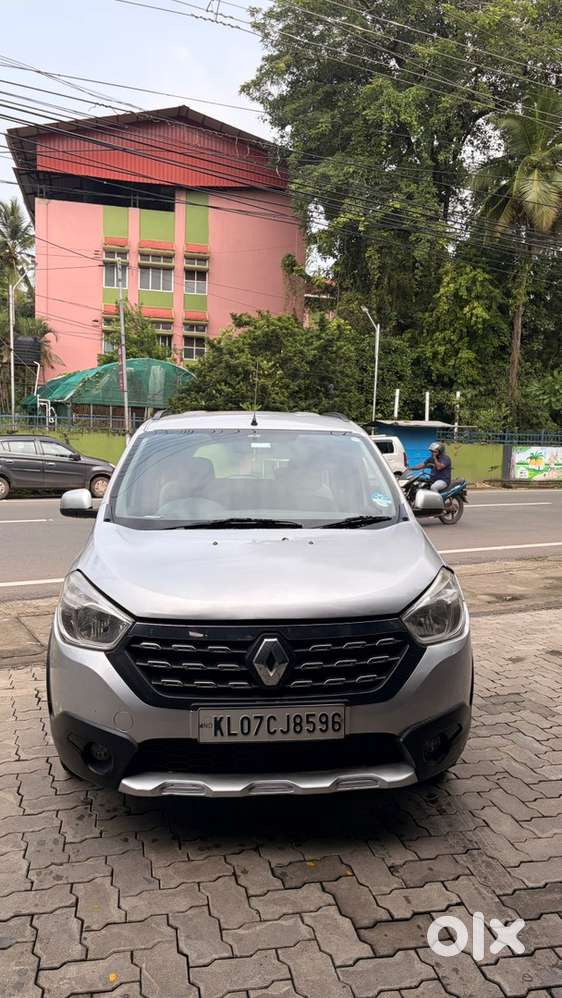 Renault Lodgy Diesel 2017 At Kozhikode (kl 07)