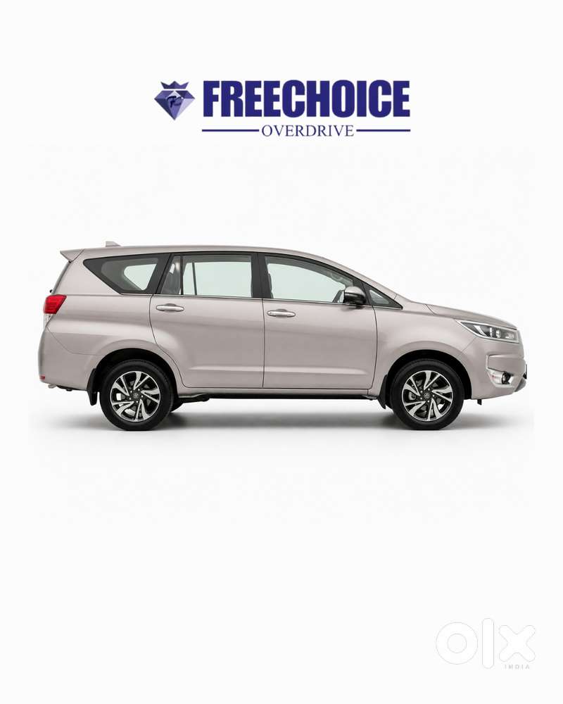 Toyota Innova Crysta 2.4 V (8 Str)  2023  Diesel Manual  Champagne