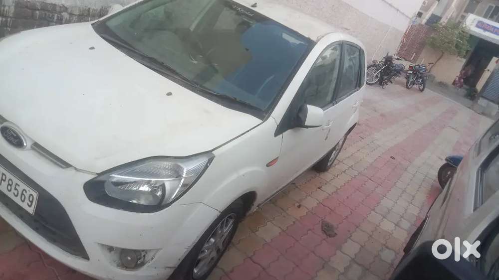 Ford Figo 2011 Diesel 120000 Km Driven