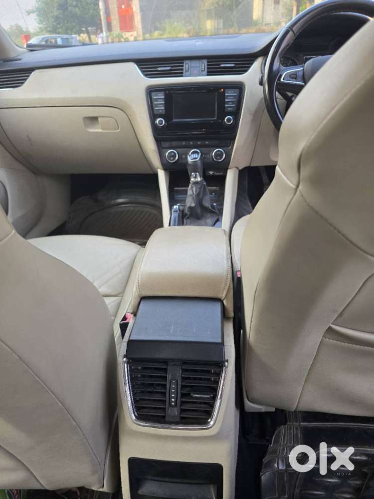 Skoda Octavia 1.4 Tsi Mt Style, 2014, Petrol
