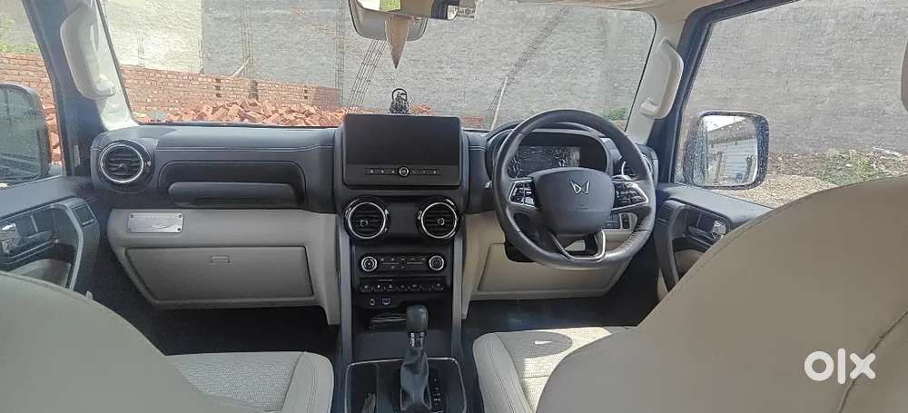 Mahindra Thar Roxx Ax7ldiesel At 2wd/may 2025 Model,showroom Condition