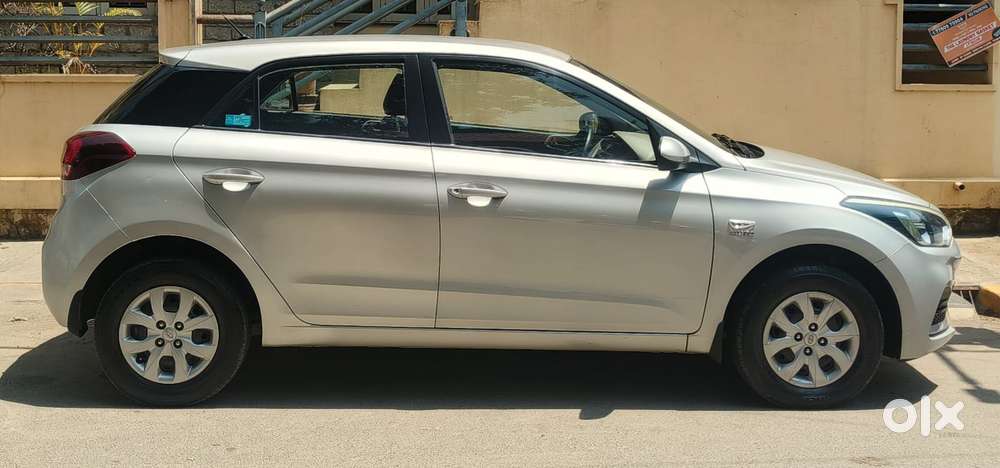 Hyundai Elite I20 [2018-2020] 1.2 Magna Executive Cvt, 2019, Petrol
