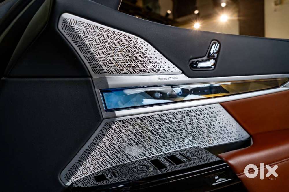 Bmw I7 Xdrive60, 2025, Electric