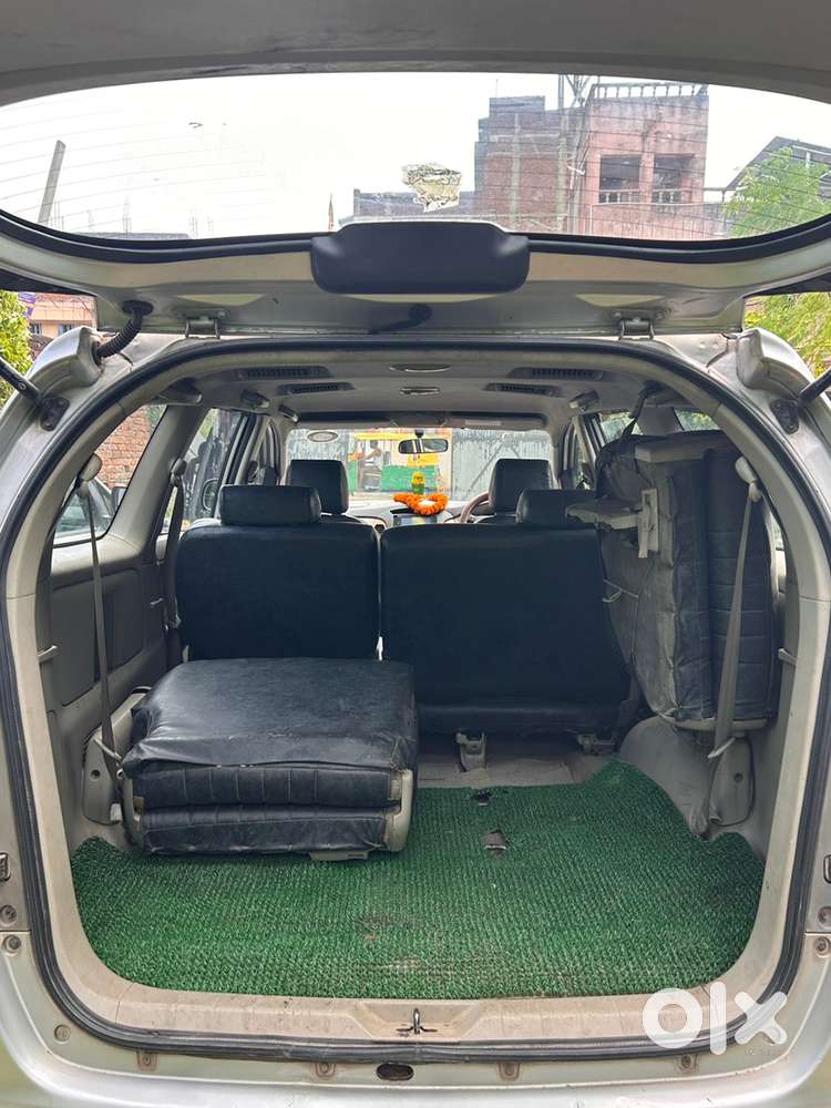 Toyota Innova Diesel 2011