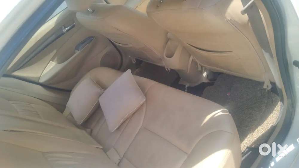 Honda City 1.5 V Mt Sunroof  88,000 Km  Single Owner  Jaipur  2013