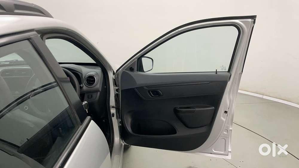Renault Kwid 2019-ongoing 1.0 Rxt Amt (o), 2020, Petrol