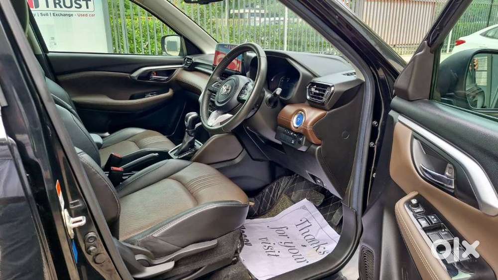 Toyota Urban Cruiser Hyryder 1.5 V Hybrid, 2023, Petrol