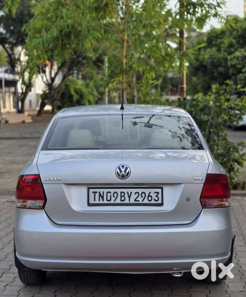 Volkswagen Vento Magnific 1.6 Highline, 2014, Diesel