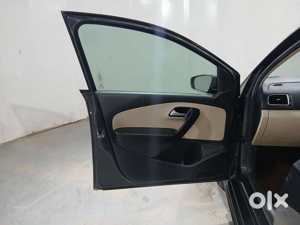Volkswagen Vento 1.6 Highline, 2020, Petrol