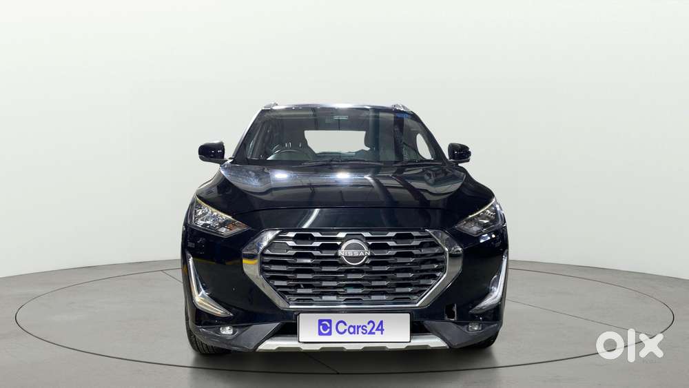 Nissan Magnite 1.0 Xv Premium, 2022, Petrol