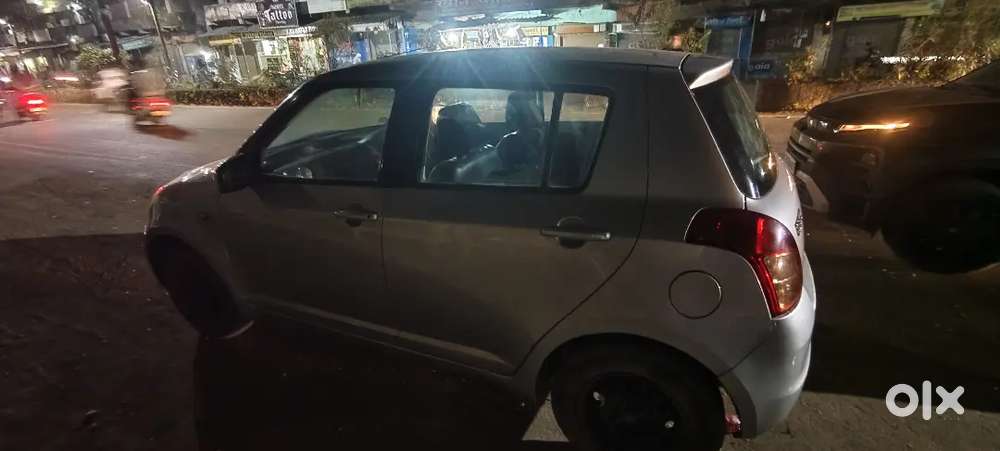Maruti Suzuki Swift Vxi 2011