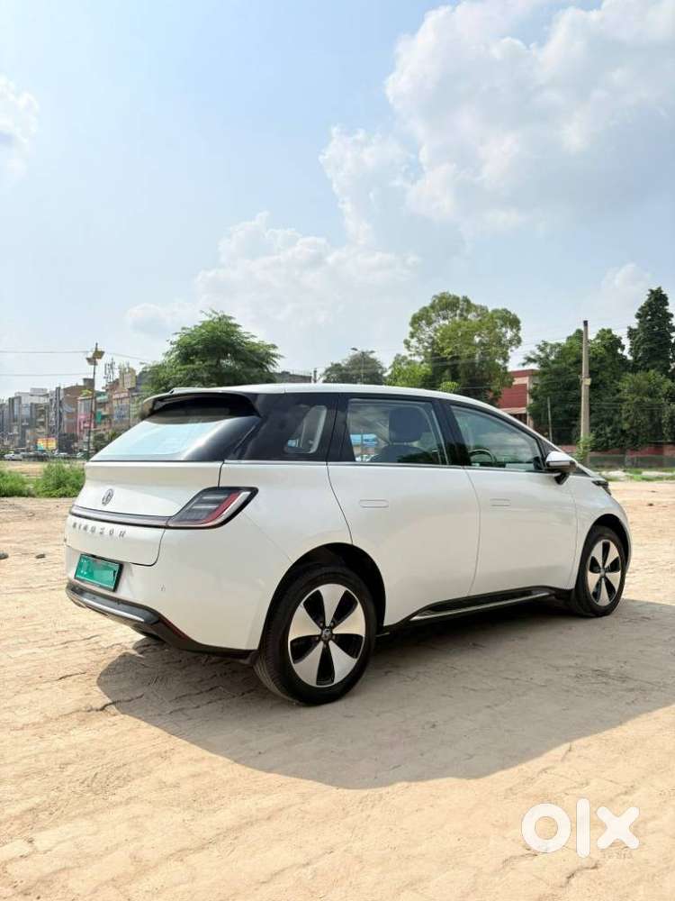 Mg Windsor Ev Essence, 2025, Electric