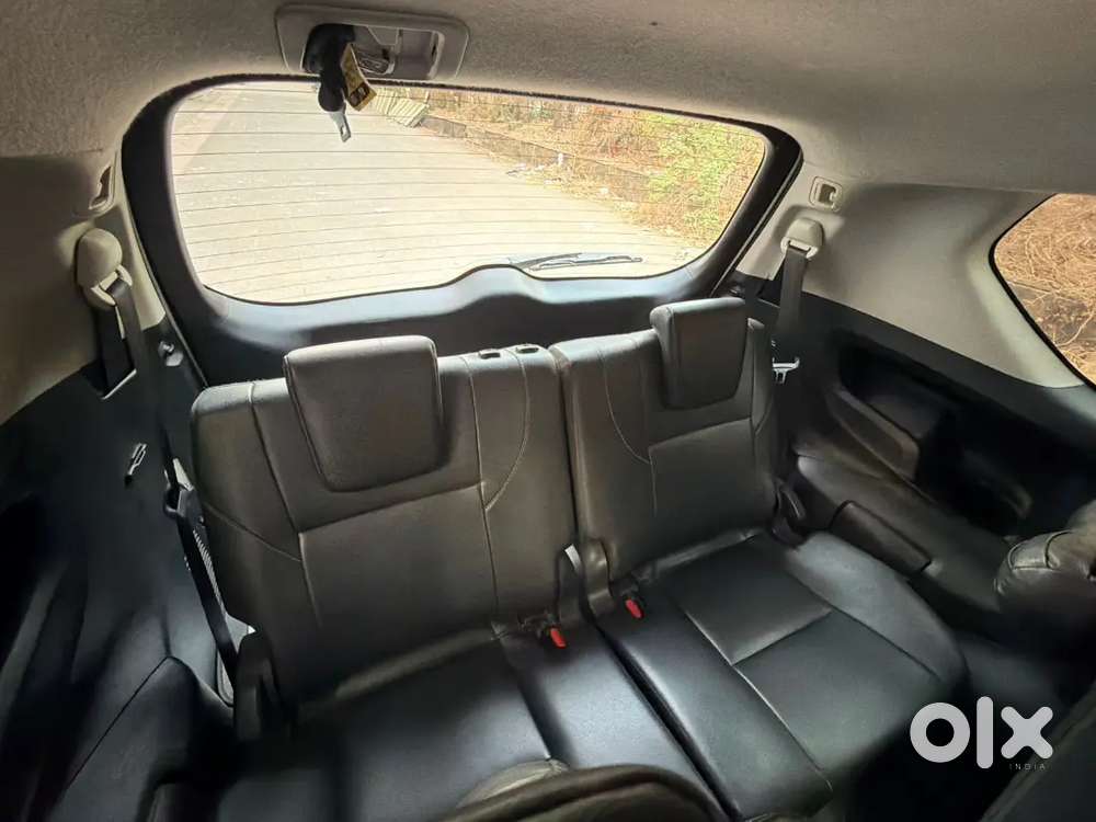 Toyota Innova Crysta 2017 Diesel 118000 Km Driven