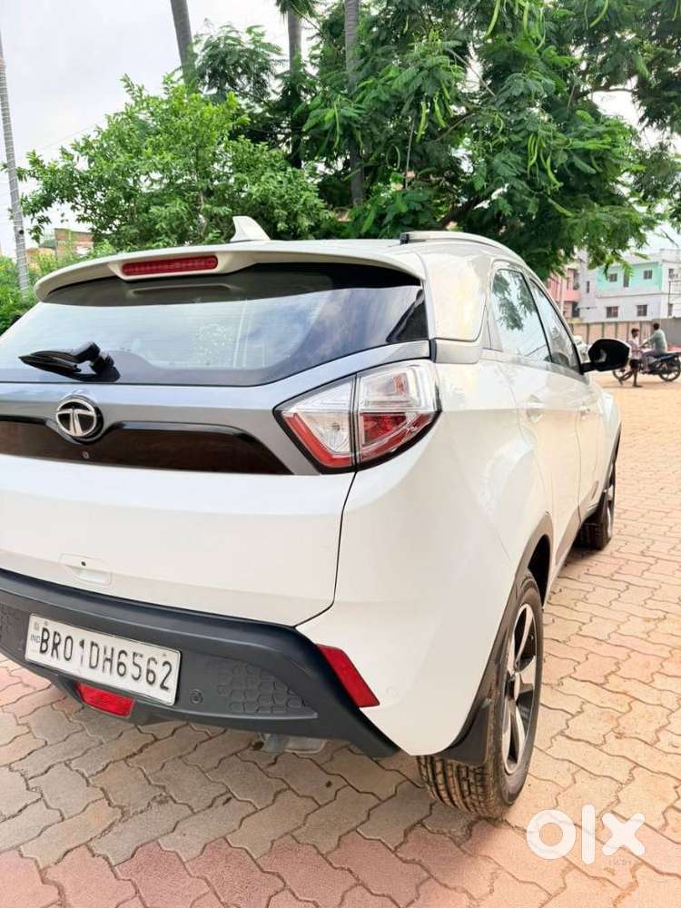 Tata Nexon 1.2 Revotron Xza Plus, 2017, Petrol
