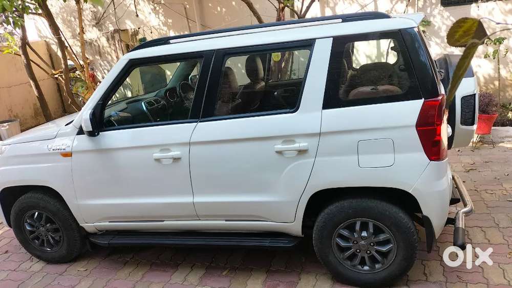 Mahindra Tuv 300 2018 Diesel 140000 Km Driven