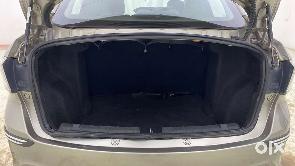 Tata Tigor Xz, 2019, Petrol