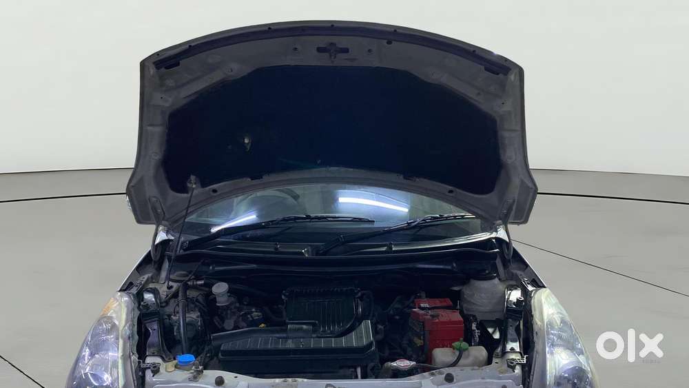 Maruti Suzuki Swift Dzire Zxi, 2013, Petrol
