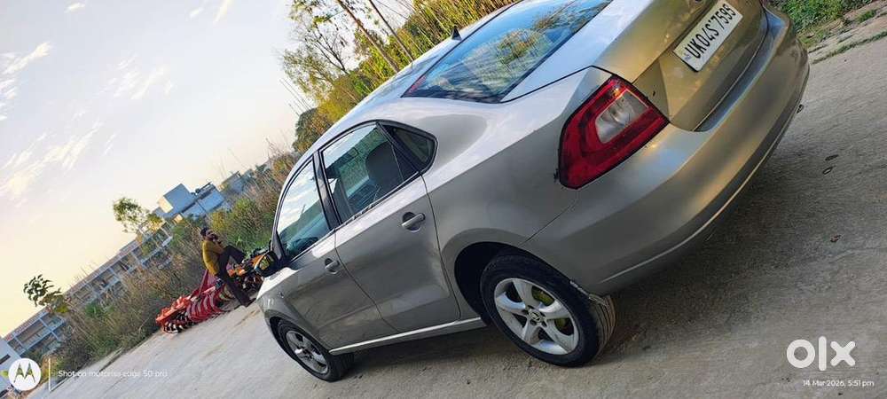 Skoda Rapid Car 2015