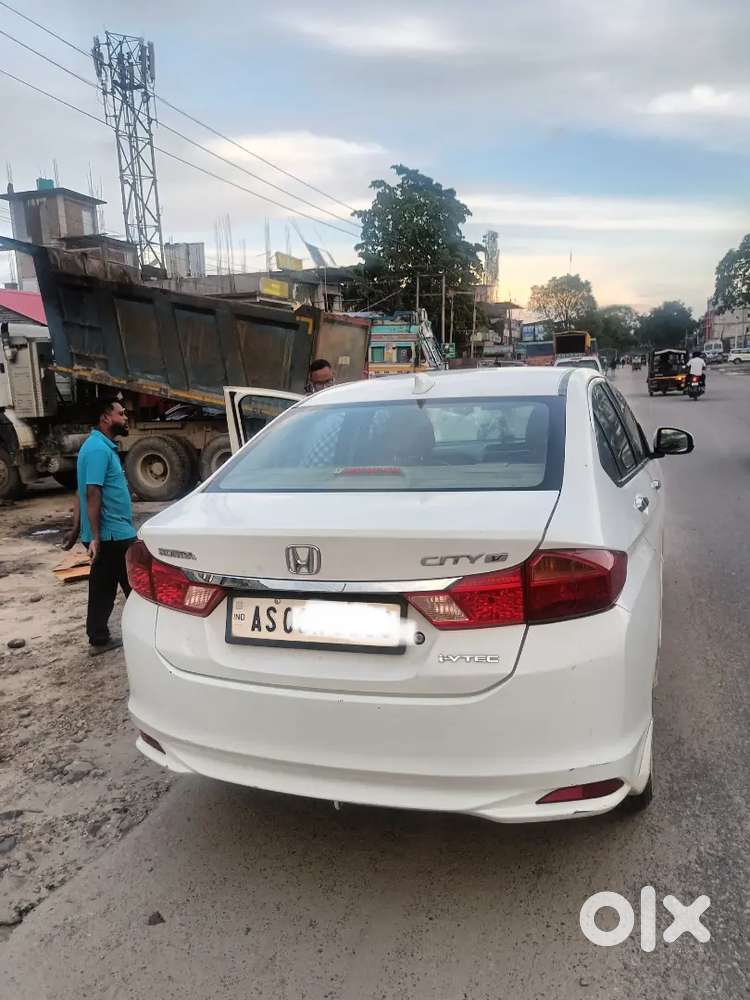 Honda City 2016 Petrol Well Maintained, With All Papers