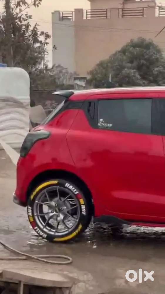 Maruti Suzuki Swift 2023 Petrol 40000 Km Driven