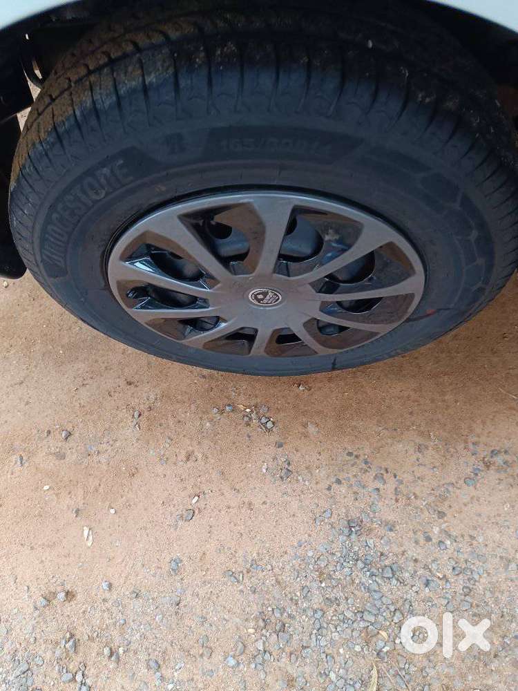Maruti Suzuki Swift Dzire Vdi Bsiv, 2015, Diesel