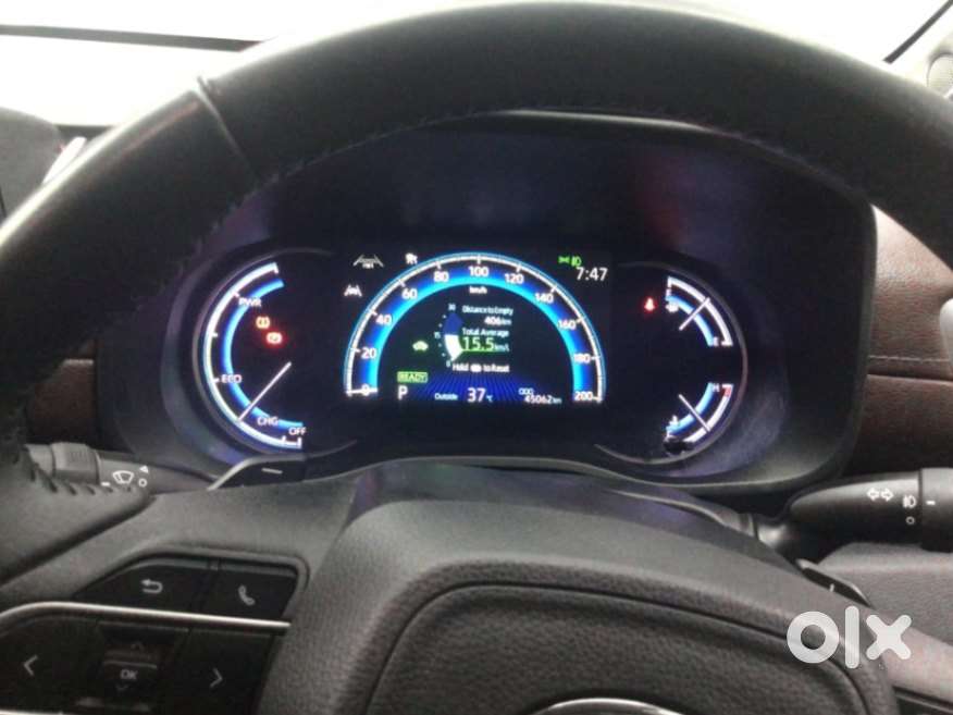 Toyota Innova Hycross 2.0 Zx Hybrid 7 Str, 2023, Petrol