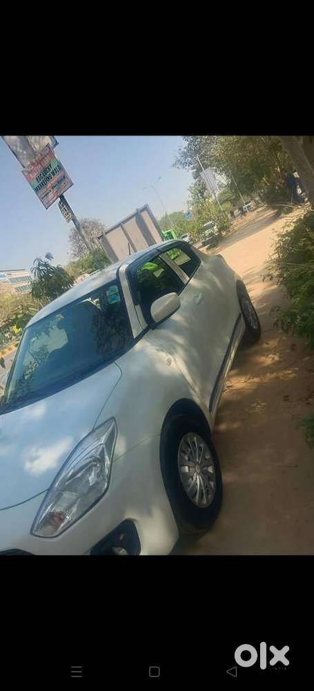 Maruti Suzuki Swift Lxi Optional-o, 2020, Petrol