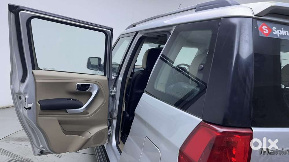 Mahindra Tuv 300 T10, 2018, Diesel