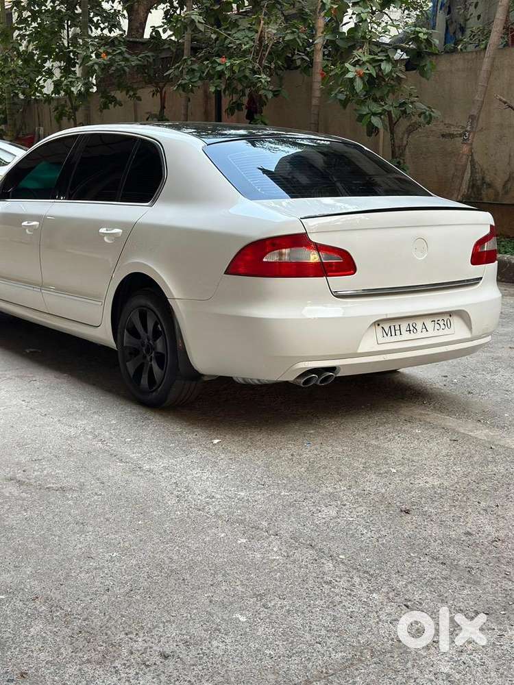 Skoda Superb 2012