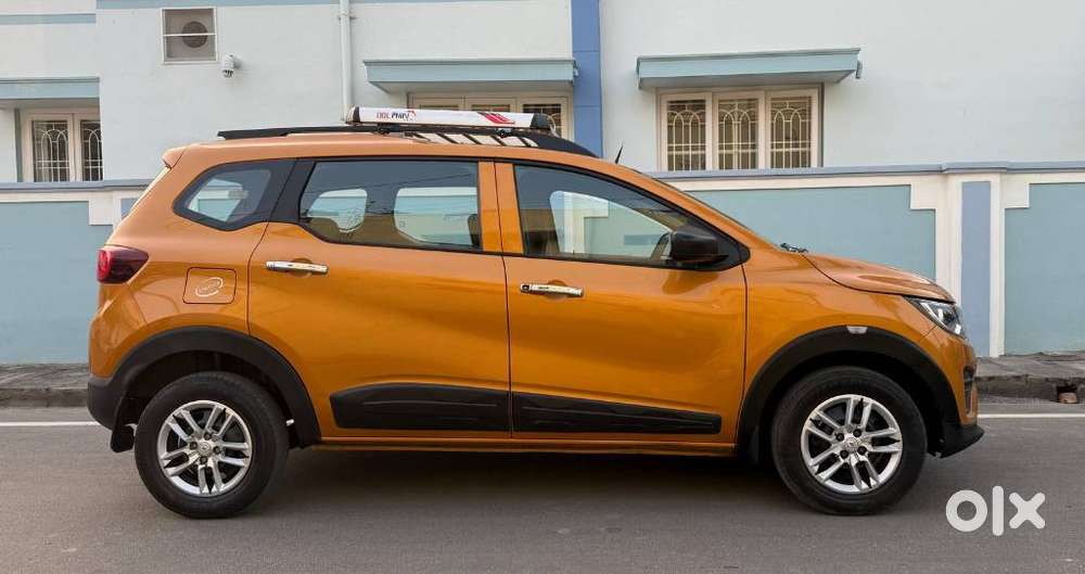 Renault Triber Rxl, 2023, Petrol