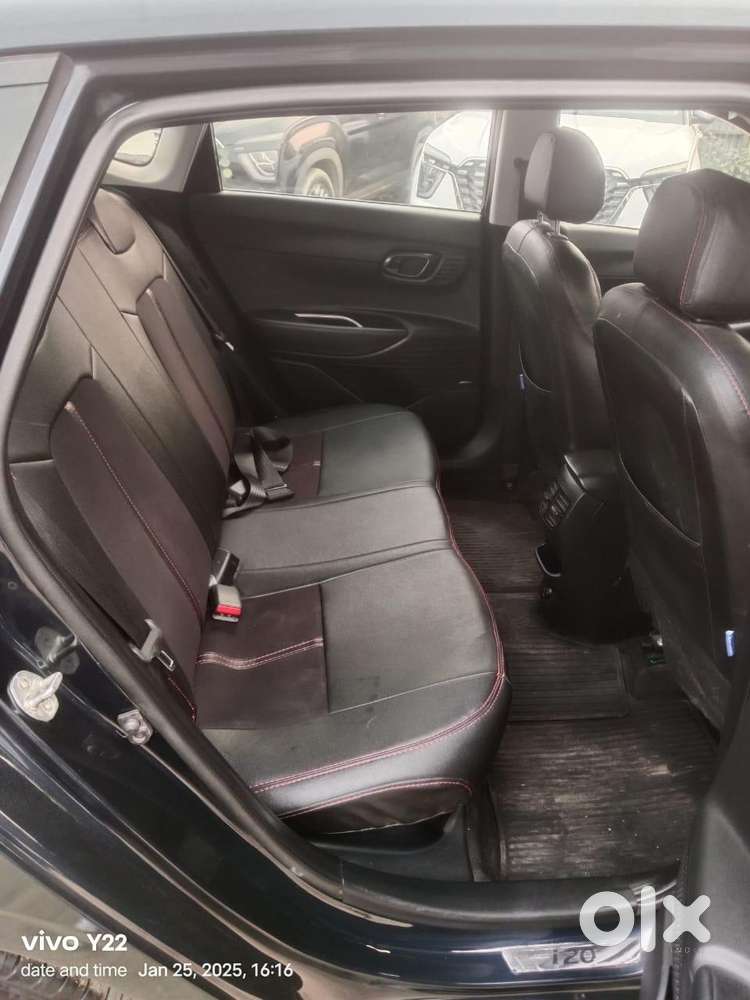 Hyundai I20 Asta (o) 1.2 Mt, 2022, Petrol