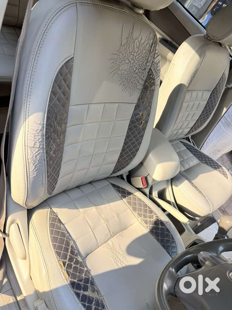 Toyota Innova 2.5 Gx (diesel) 8 Seater Bs Iv, 2013, Diesel