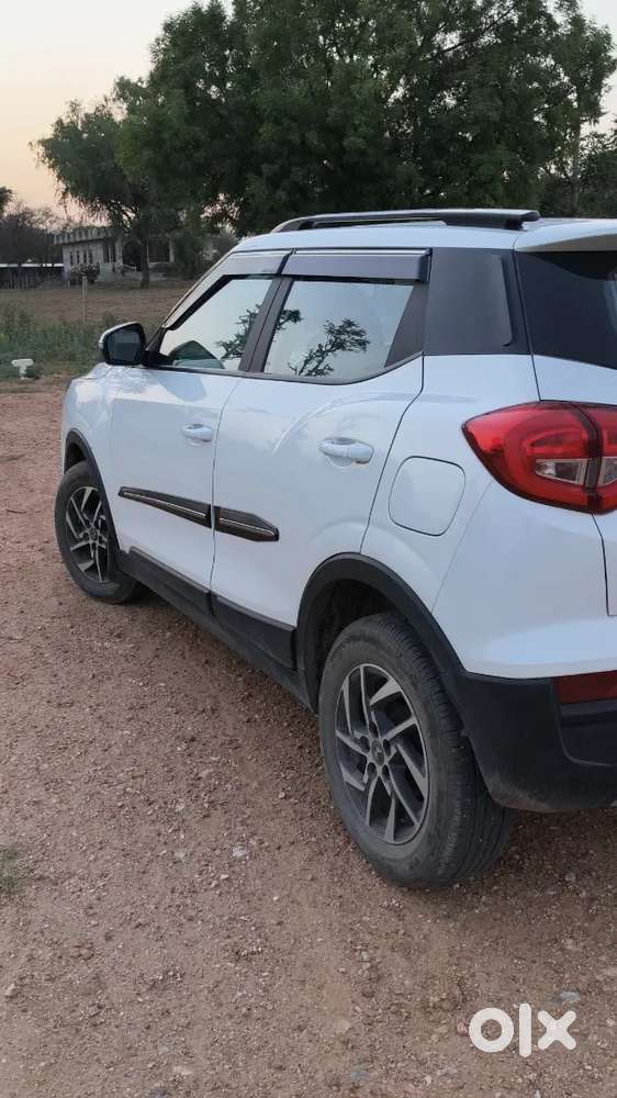 Mahindra Xuv300 Top Model 2024 Petrol 14500 Km Driven