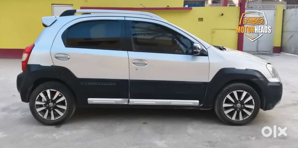 Toyota Etios Cross 1.5l V, 2014, Petrol