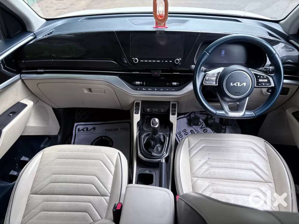 Kia Carens 1.4 Luxury Plus 6 Str, 2022, Petrol