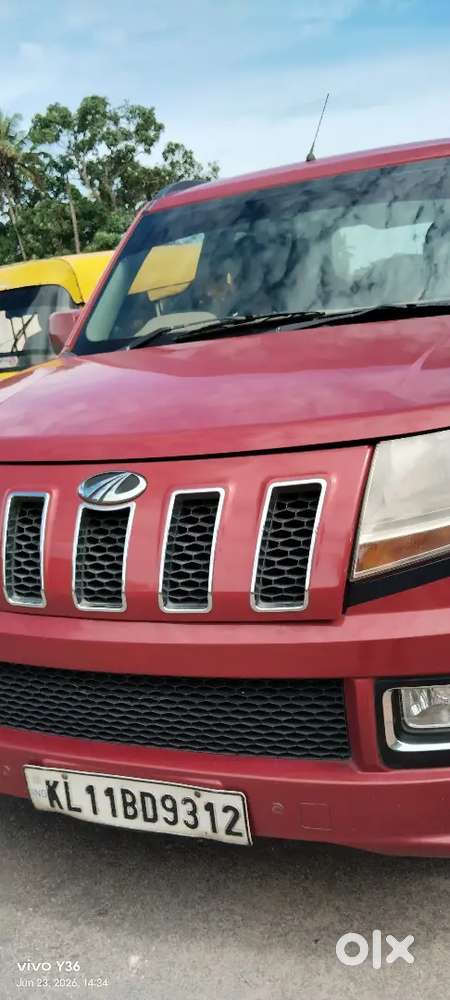 Mahindra Tuv 300 2017 Diesel 100000 Km Driven