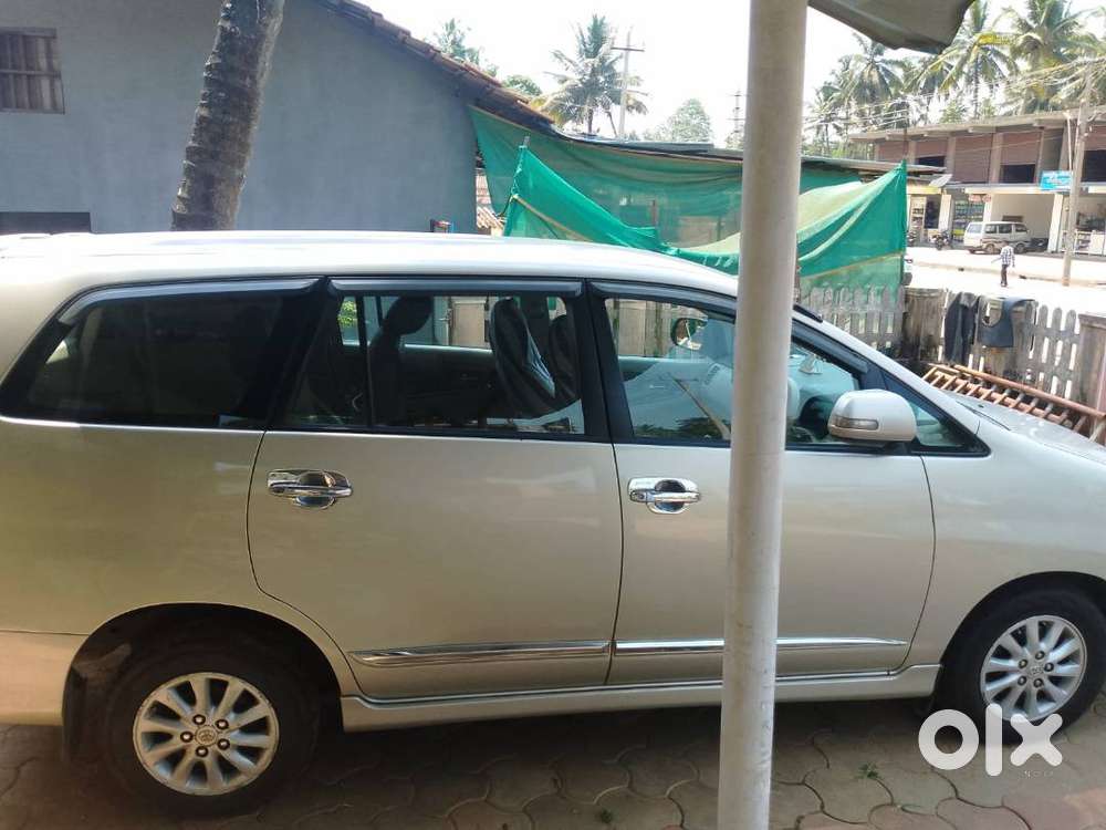 Toyota Innova 2.5 V Bs3 Well Maintained