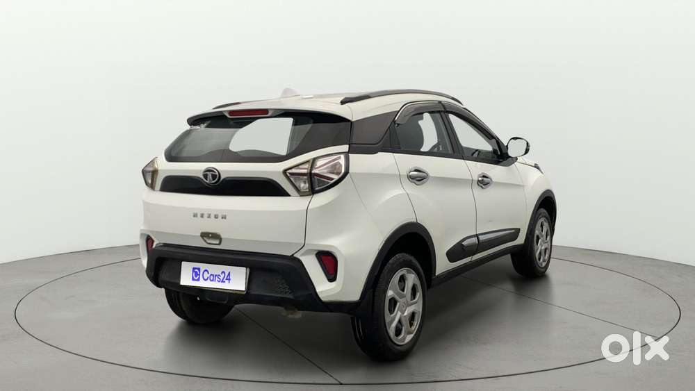 Tata Nexon 1.2 Revotron Xm (s), 2022, Petrol