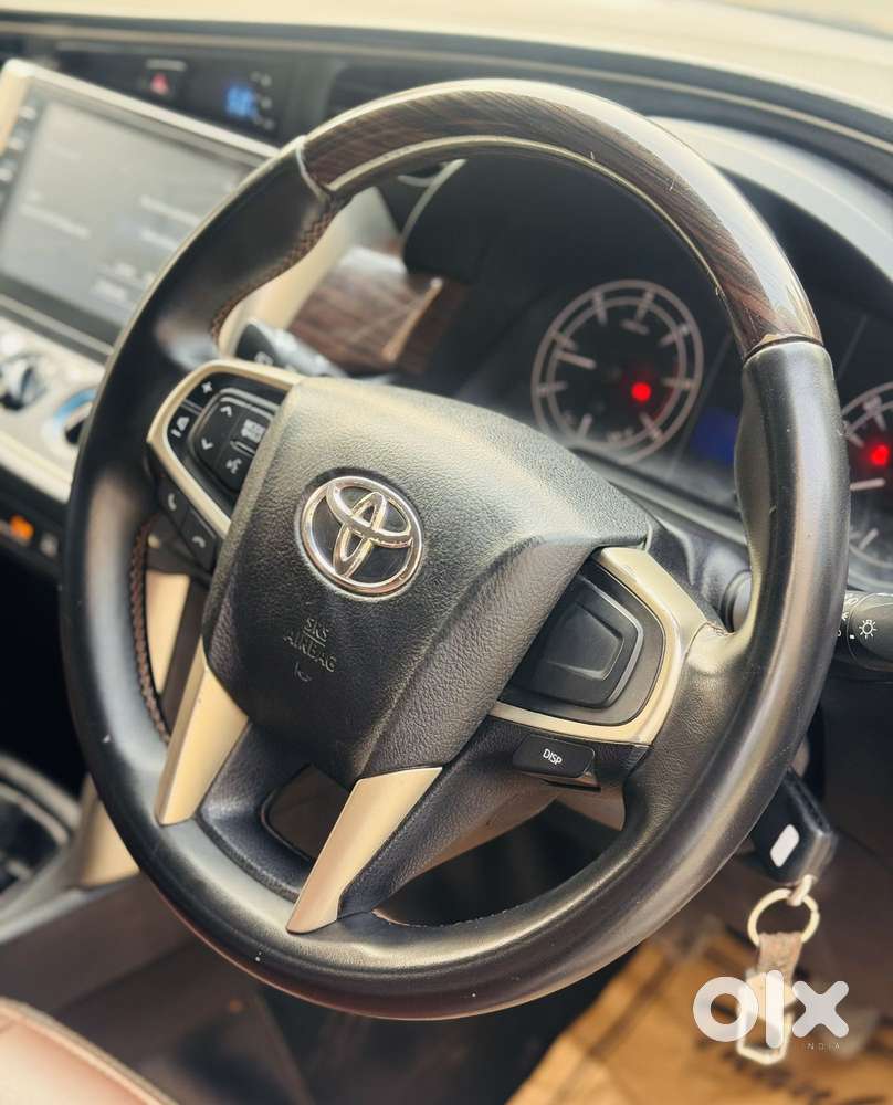 Toyota Innova Crysta 2.4 G Mt 8s, 2021, Diesel