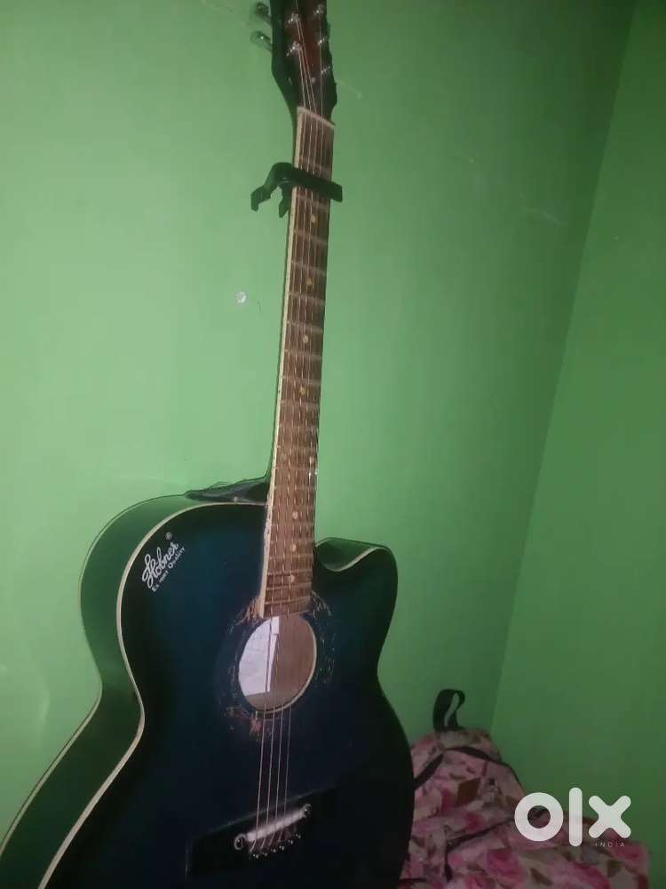 Acoustic guitar