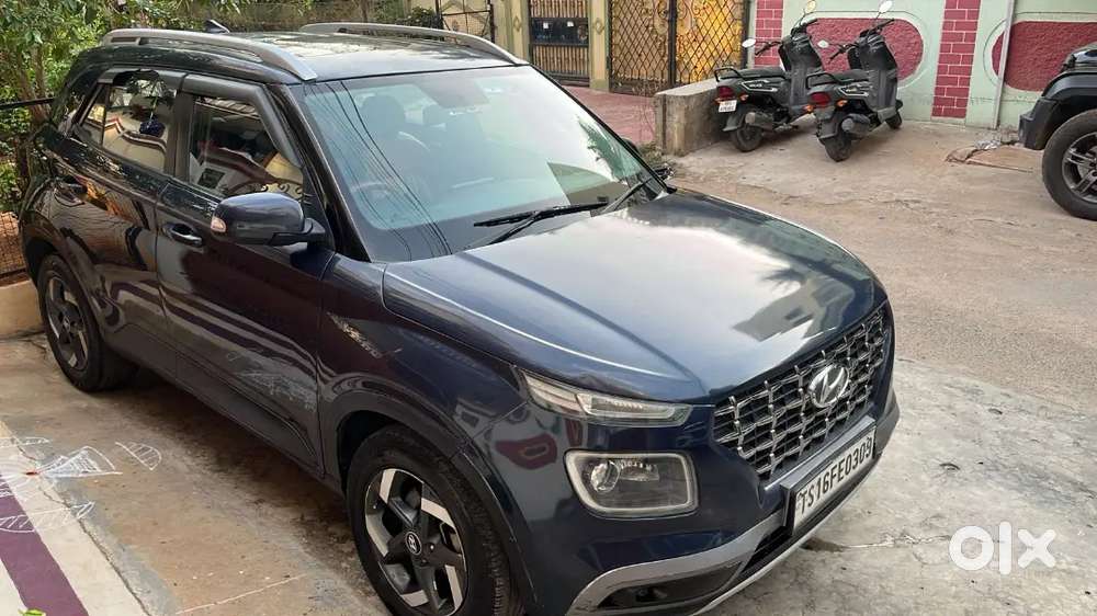 Hyundai Venue Crdi Manual 2021
