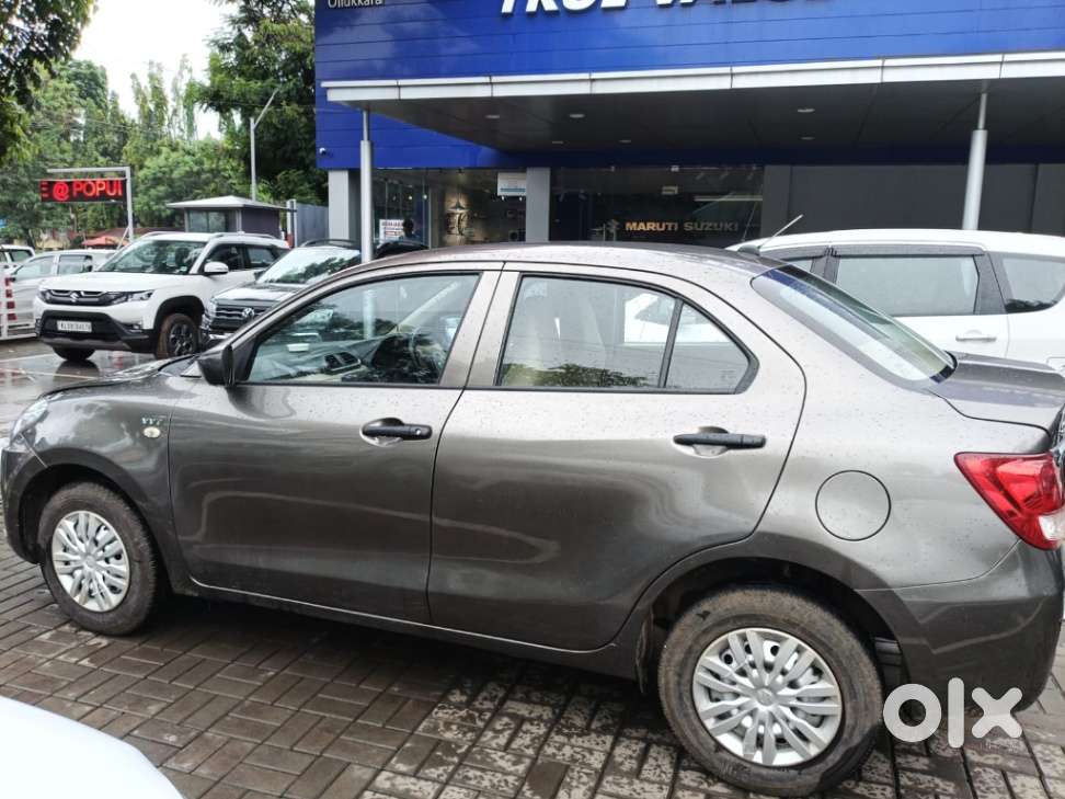 Maruti Suzuki Dzire 1.2 Lxi, 2018, Petrol