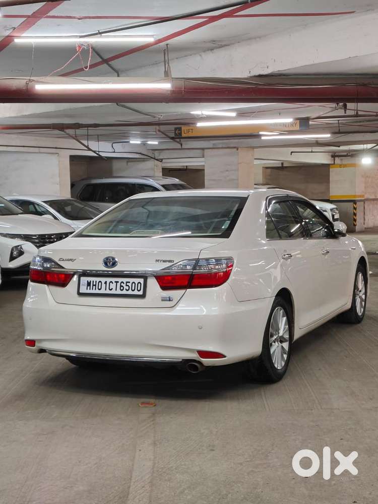 Toyota Camry 2.5 Hybrid, 2017, Cng & Hybrids