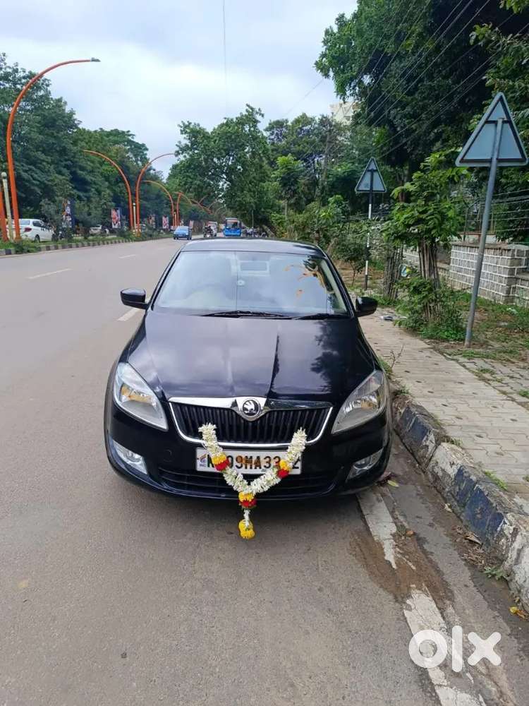 Skoda Rapid 1.6 Elegance 2012