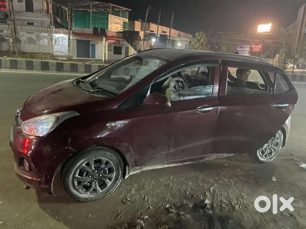 Hyundai I10 2013 Petrol 90000 Km Smooth Running Urgent Need Money