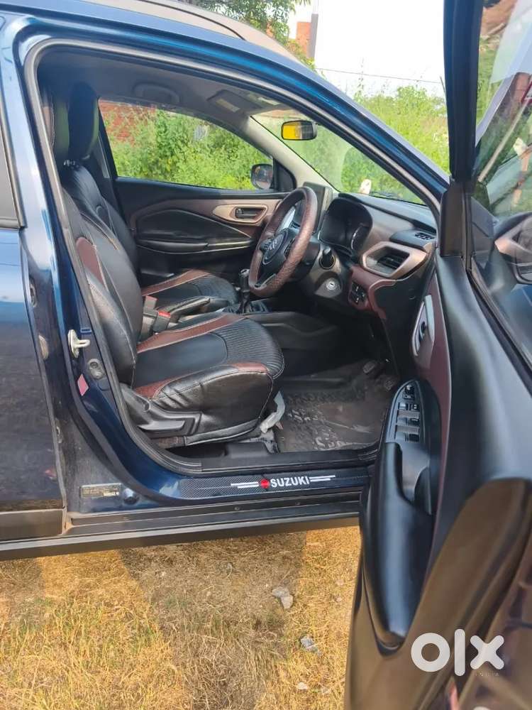 Maruti Suzuki Fronx Delta Plus 1.2l Mt, 2023, Petrol