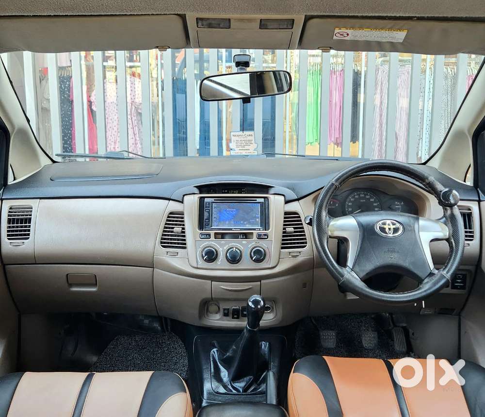 Toyota Innova 2.5 G (diesel) 8 Seater, 2015, Diesel