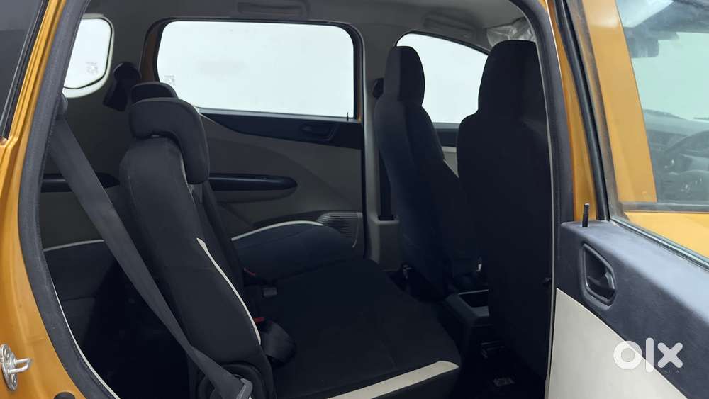 Renault Triber Rxl, 2022, Petrol