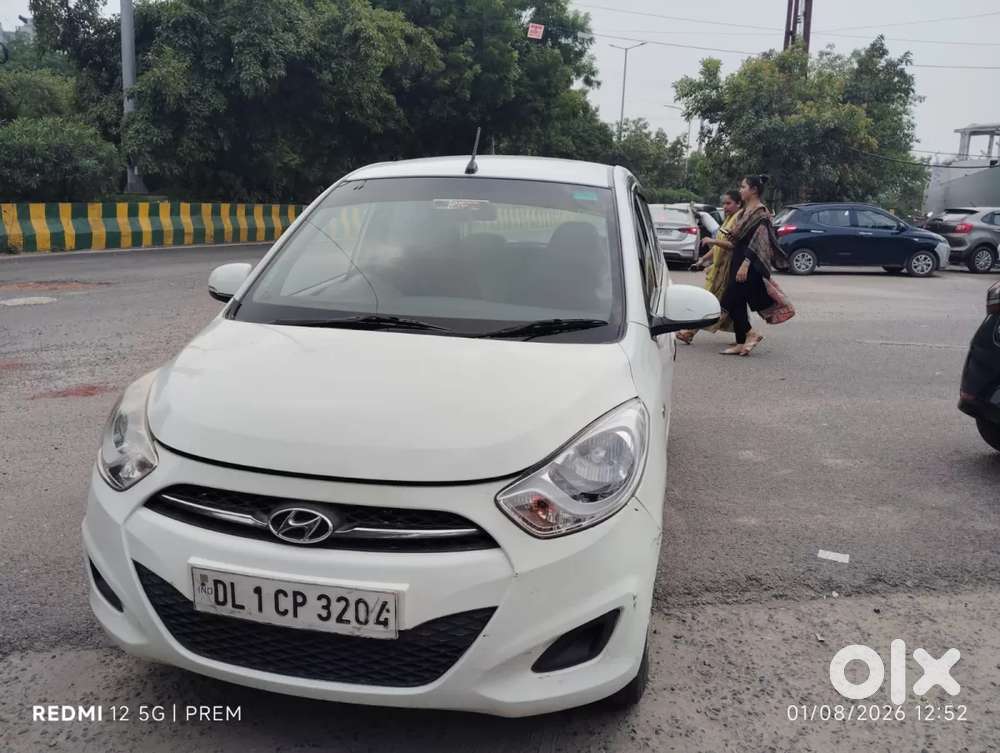 Hyundai I10 Sportz At, 2012, Petrol