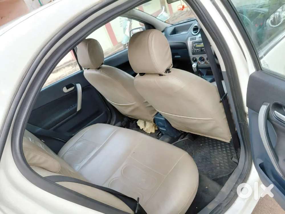 Ford Fiesta Classic 2012 Petrol 66000 Km Driven
